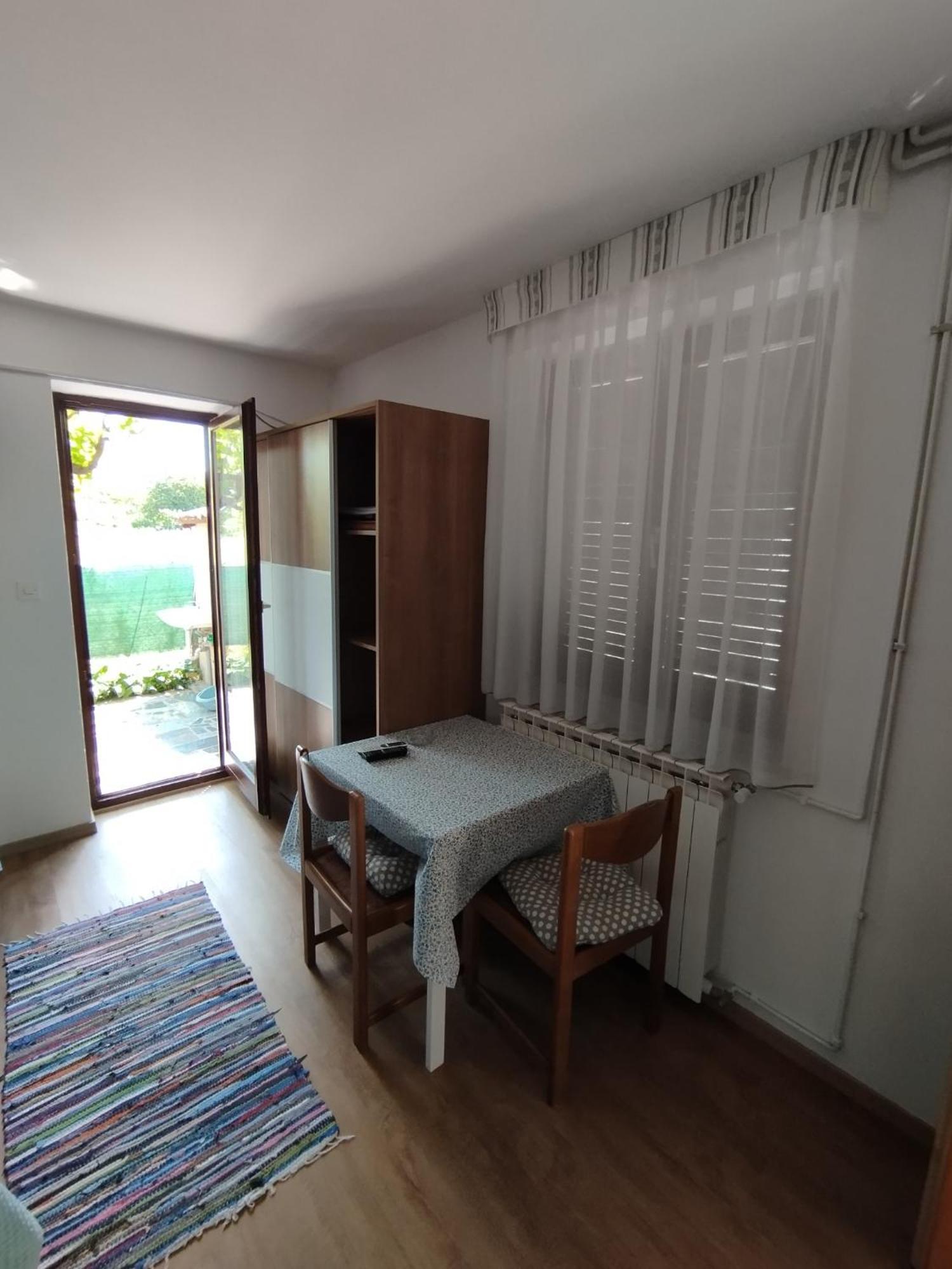 Vera Apartment